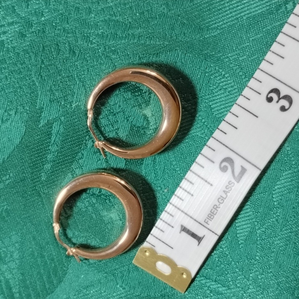 Elegant Italia Rose Tone over Bronze Hoop Earrings - Picture 3 of 6